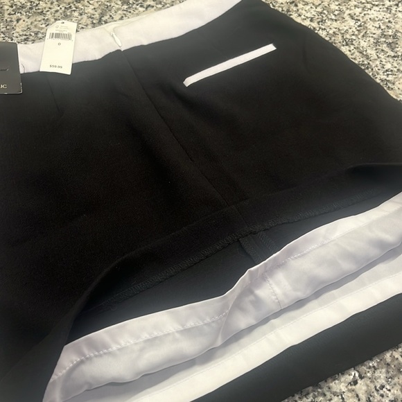 Banana Republic Skirt With Pockets- Size 0- NWT - Picture 7 of 9